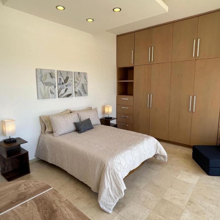Spacious 3BR Marina Condo with Pool - Apartamento de 3 dormitorios - 15