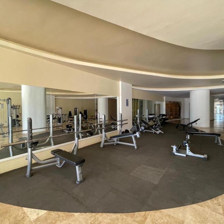 Spacious 3BR Marina Condo with Pool - Apartamento de 3 dormitorios - 35