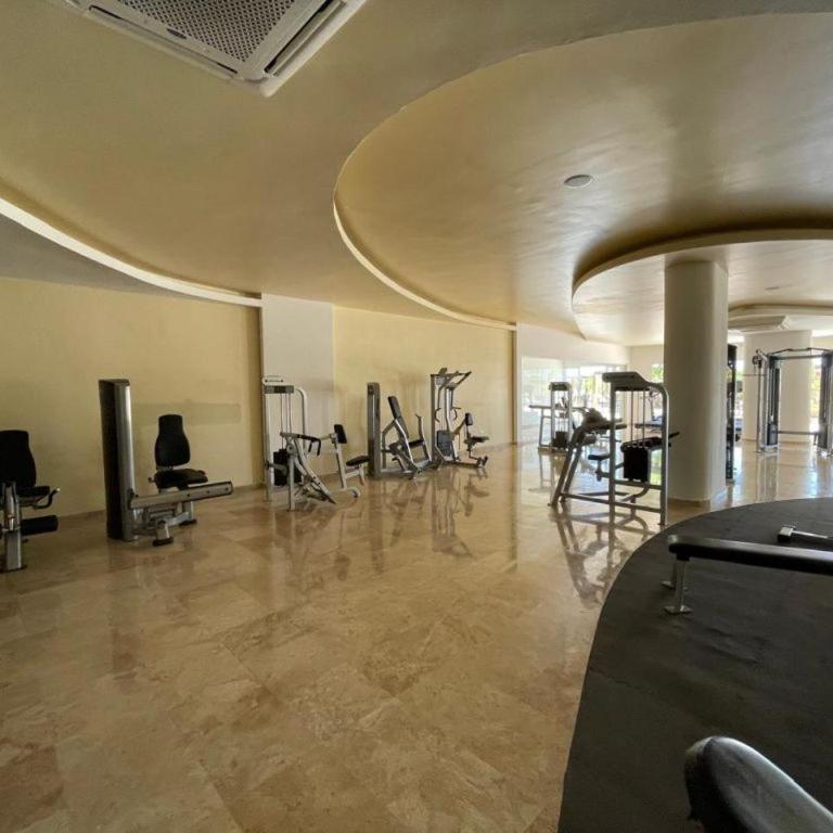 Spacious 3BR Marina Condo with Pool - Apartamento de 3 dormitorios - 36