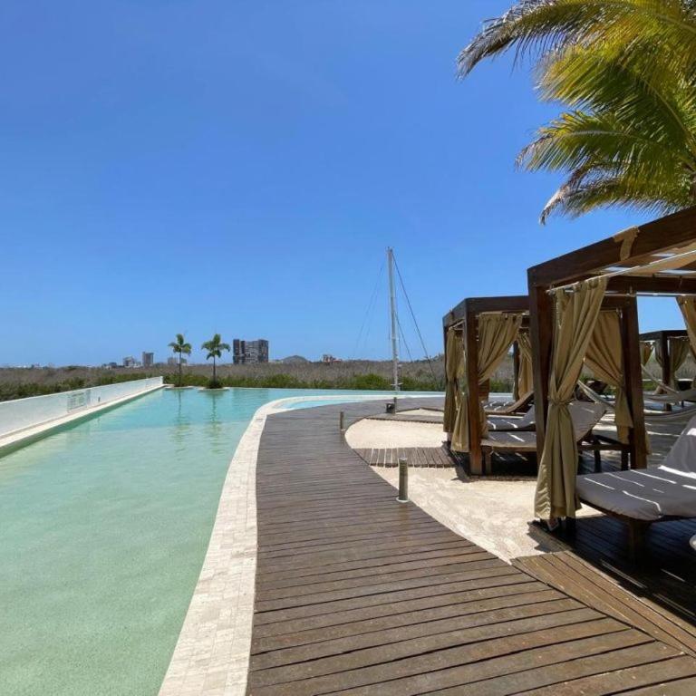 Spacious 3BR Marina Condo with Pool - Apartamento de 3 dormitorios - 25