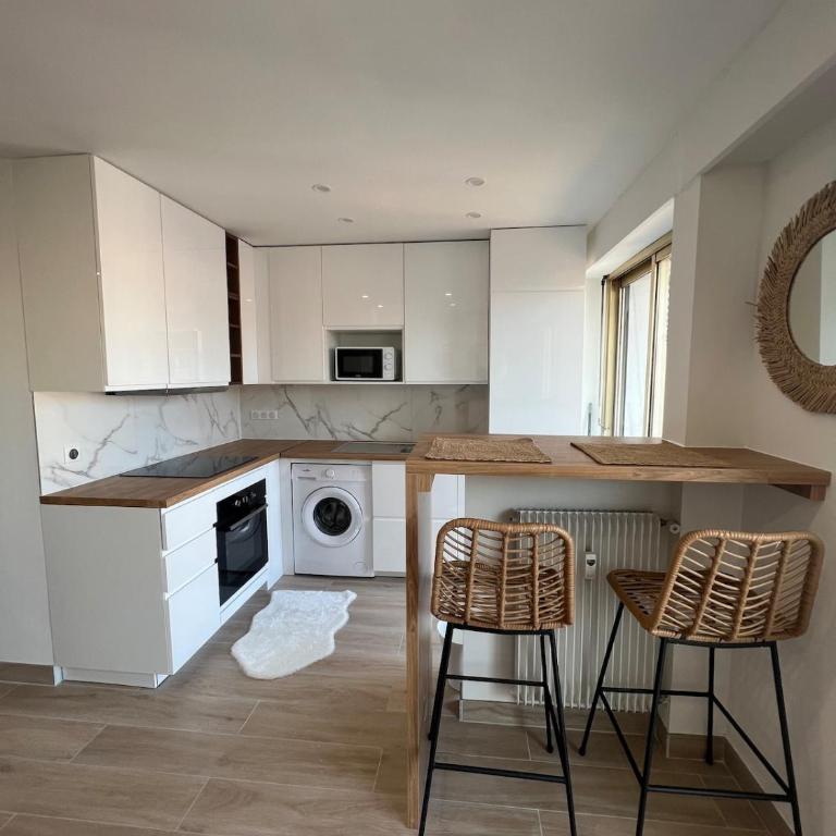Appartement-Centre ville -Climatisé-Terrasse-Parking - Apartment mit 1 Schlafzimmer - 16