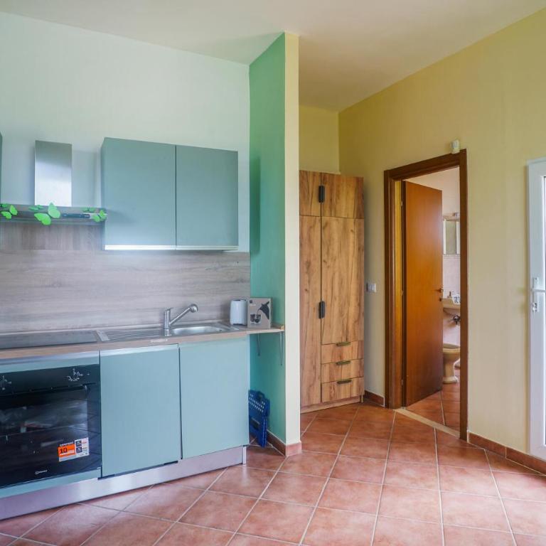 Nice Apartment In Imperia With Swimming Pool - Appartamento - 3