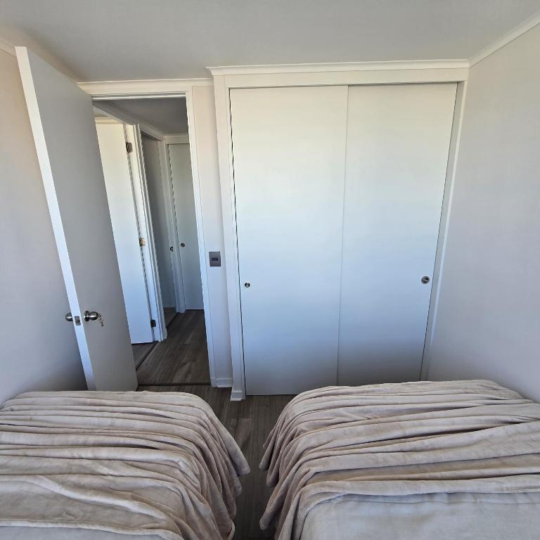 Departamento en el corazón de Coquimbo - Two-Bedroom Apartment with Balcony and Sea View - 15
