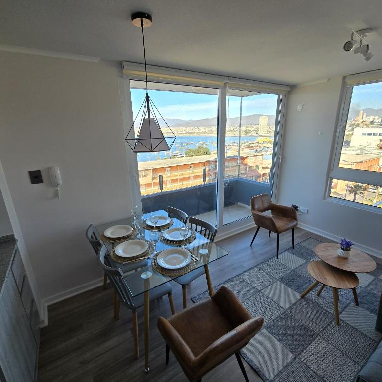 Departamento en el corazón de Coquimbo - Two-Bedroom Apartment with Balcony and Sea View - 5