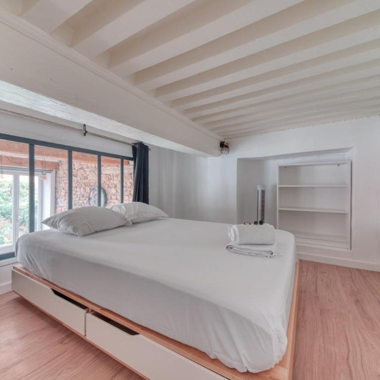 Le Pouteau charme authentique 2 chambres - Two-Bedroom Apartment - 19
