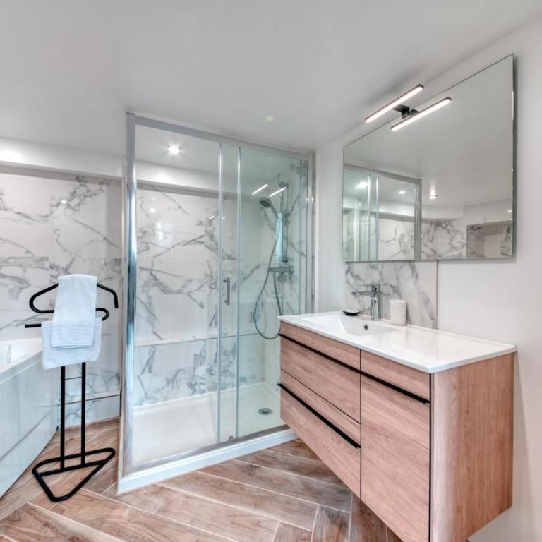Le Pouteau charme authentique 2 chambres - Two-Bedroom Apartment - 21