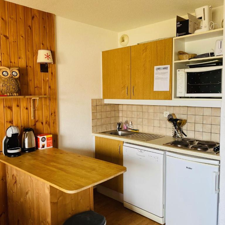 Bel appartement au pied des pistes - Two-Bedroom Apartment - 7