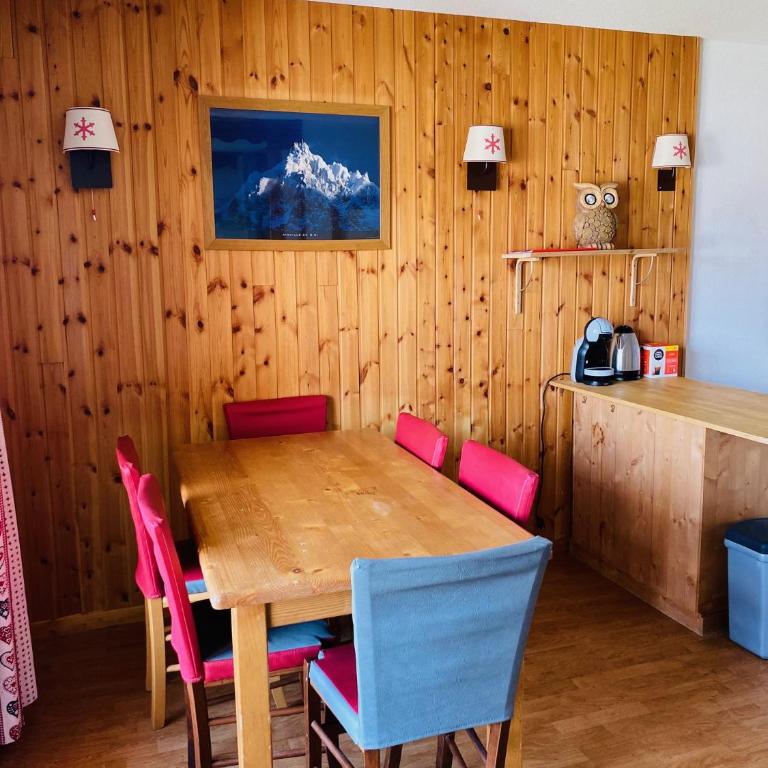 Bel appartement au pied des pistes - Two-Bedroom Apartment - 8