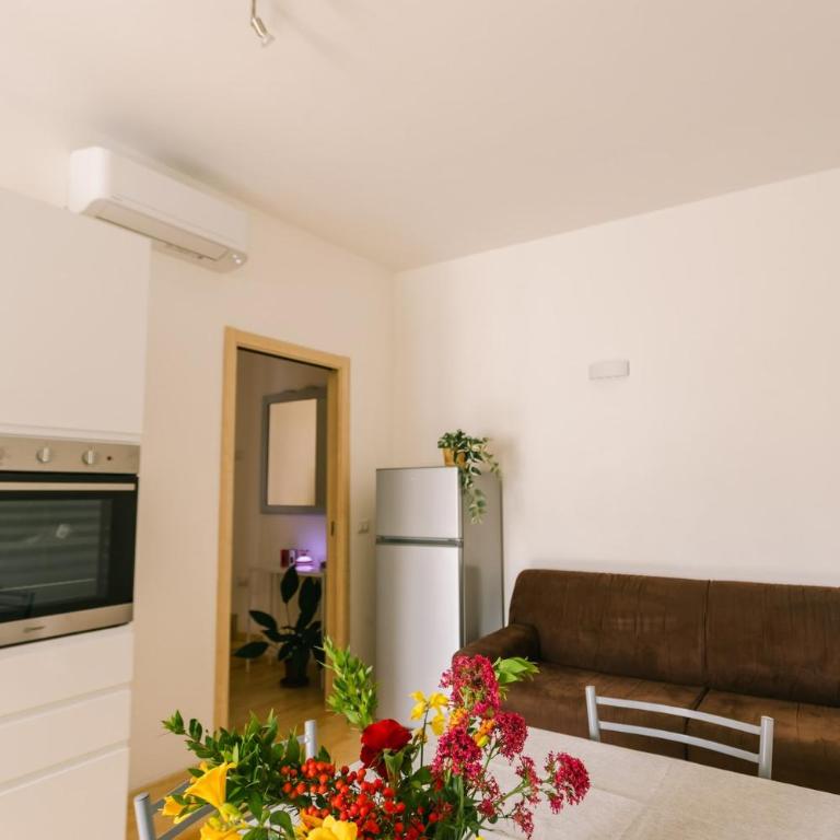 Comfort ed eleganza in centro ad Orvieto AC&WiFi - Appartamento con 2 Camere da Letto - 5