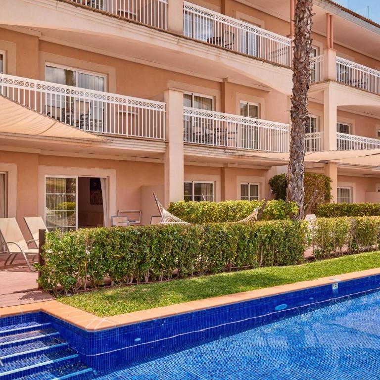 Zafiro Can Picafort - One-Bedroom Suite with Swim Up - 6