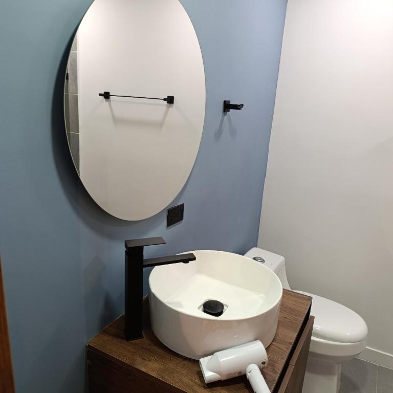 Bluelux Med - B&B - Deluxe King Room - 7