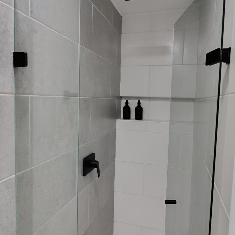 Bluelux Med - B&B - Deluxe King Room - 9