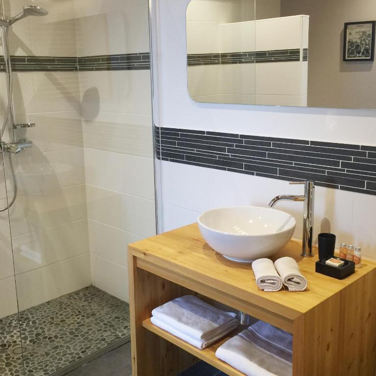 La Maison Abeil - Chambre Double - Vue sur Montagne - 3