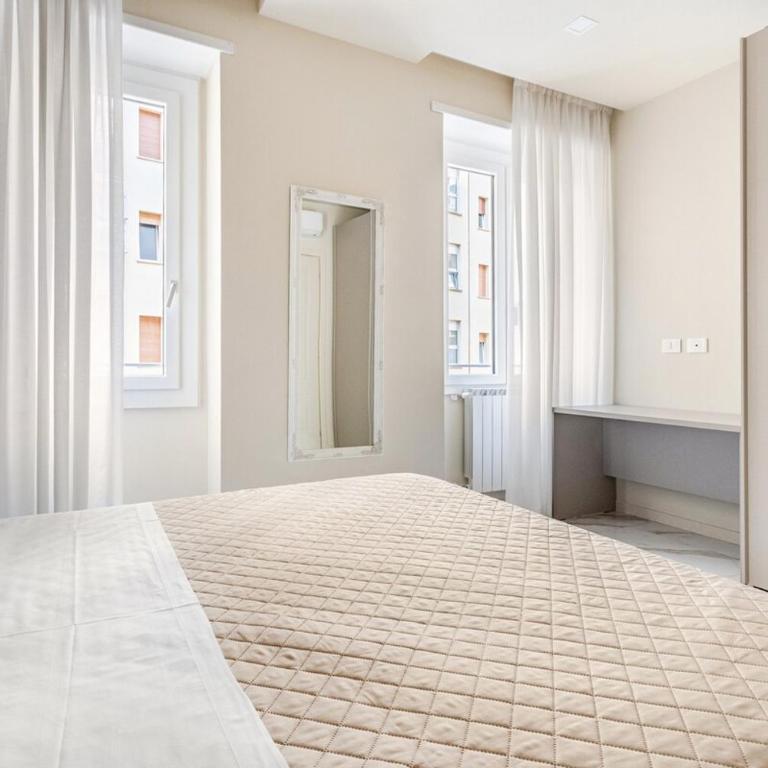 Lusso in pieno centro a due passi dalla stazione - Two-Bedroom Apartment - 22