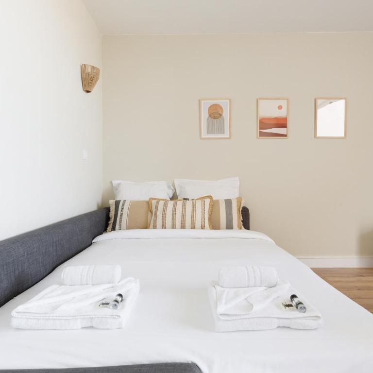 VAUBAN Superbe T2 avec Vue Port Antibes Résidence Haut de Gamme Clim Parking Privé Wi-Fi - Appartement - 11