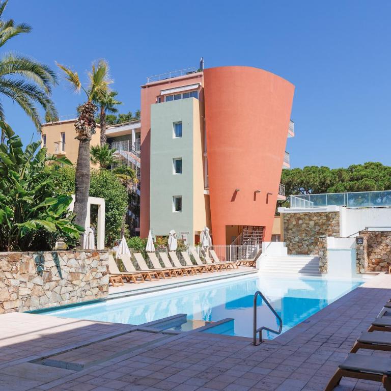 VAUBAN Superbe T2 avec Vue Port Antibes Résidence Haut de Gamme Clim Parking Privé Wi-Fi - Appartement - 27