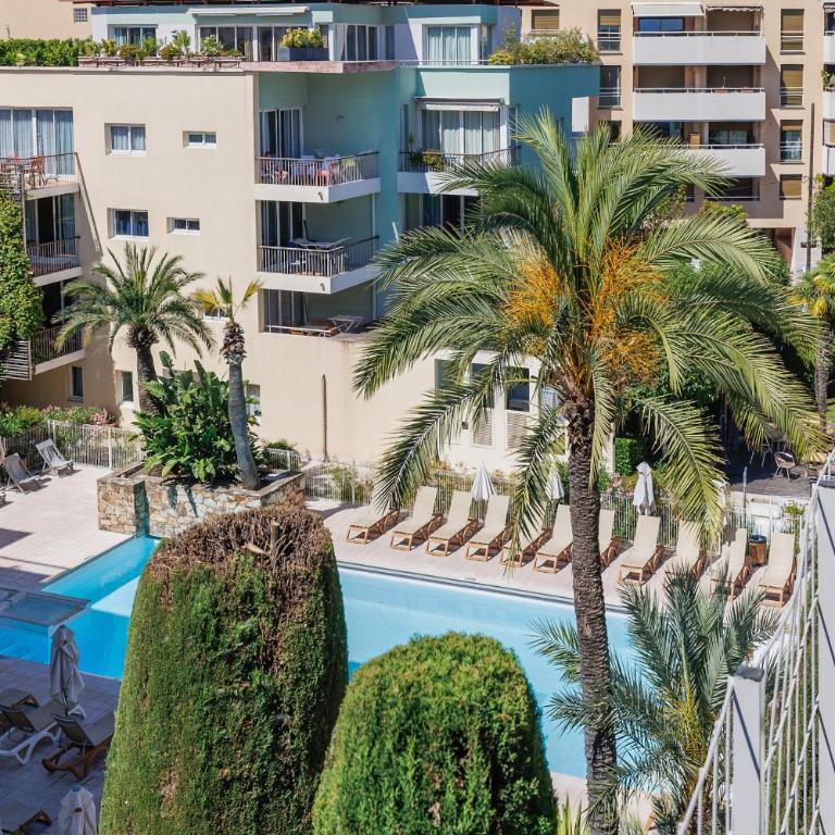 VAUBAN Superbe T2 avec Vue Port Antibes Résidence Haut de Gamme Clim Parking Privé Wi-Fi - Appartement - 21