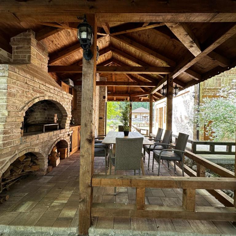 Villa with private lake - Vila sa 3 Spavaće Sobe - 3