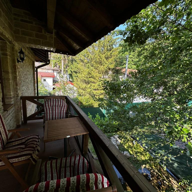 Villa with private lake - Vila sa 3 Spavaće Sobe - 23