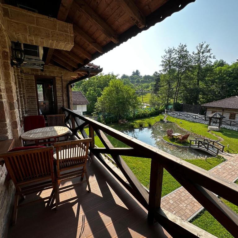 Villa with private lake - Vila sa 3 Spavaće Sobe - 32
