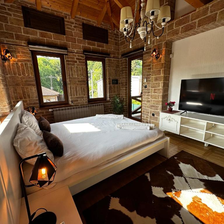 Villa with private lake - Vila sa 3 Spavaće Sobe - 33