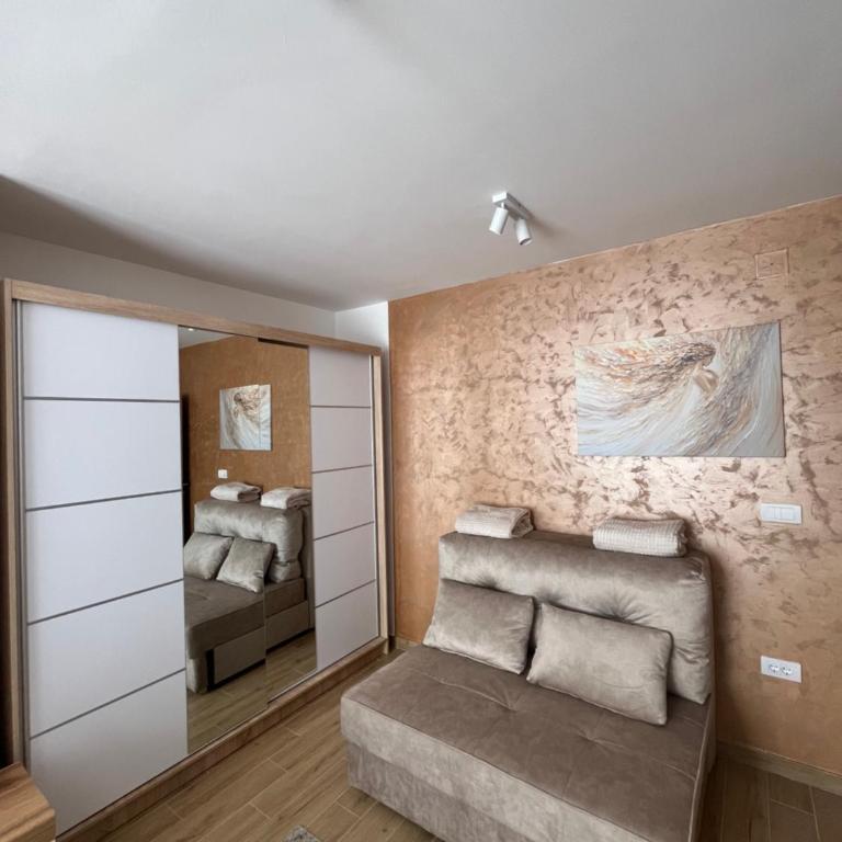 Apartman KaTija Divčibare preko puta hotel Crni Vrh - One-Bedroom Apartment with Balcony - 10