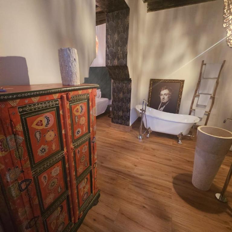 Casa Señorial Piedrachica - Habitación con cama extragrande. - 16