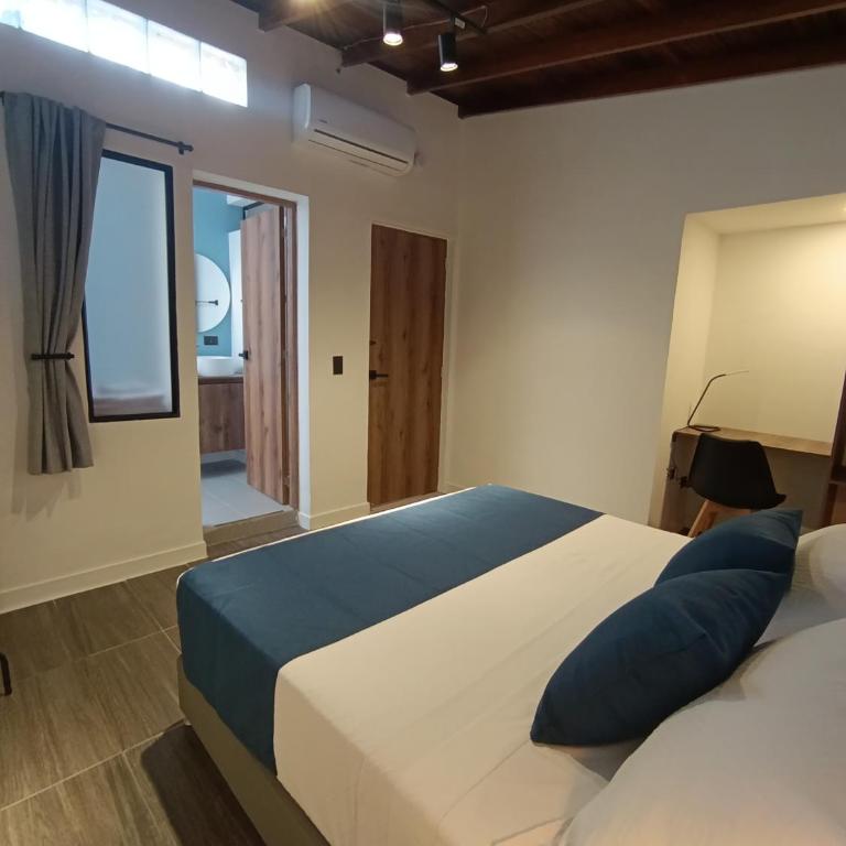 Bluelux Med - B&B - Double Room - 4