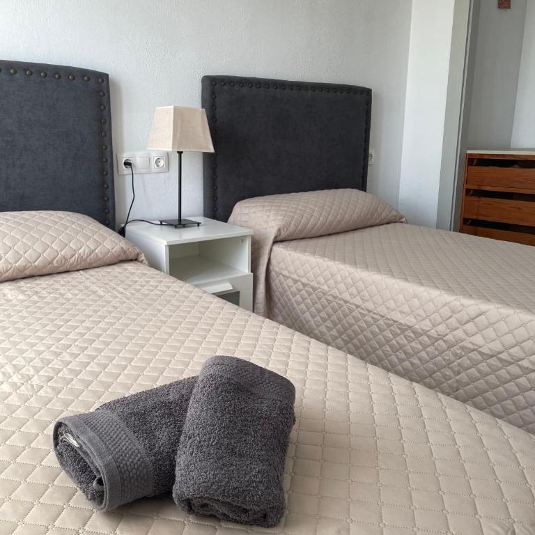Ayala Beach - Three-Bedroom Apartment - 3