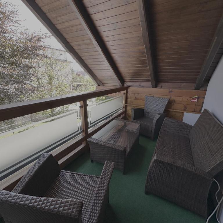 Villa Racing - Privatzimmer in Spielberg - Chambre Triple avec Balcon - 8