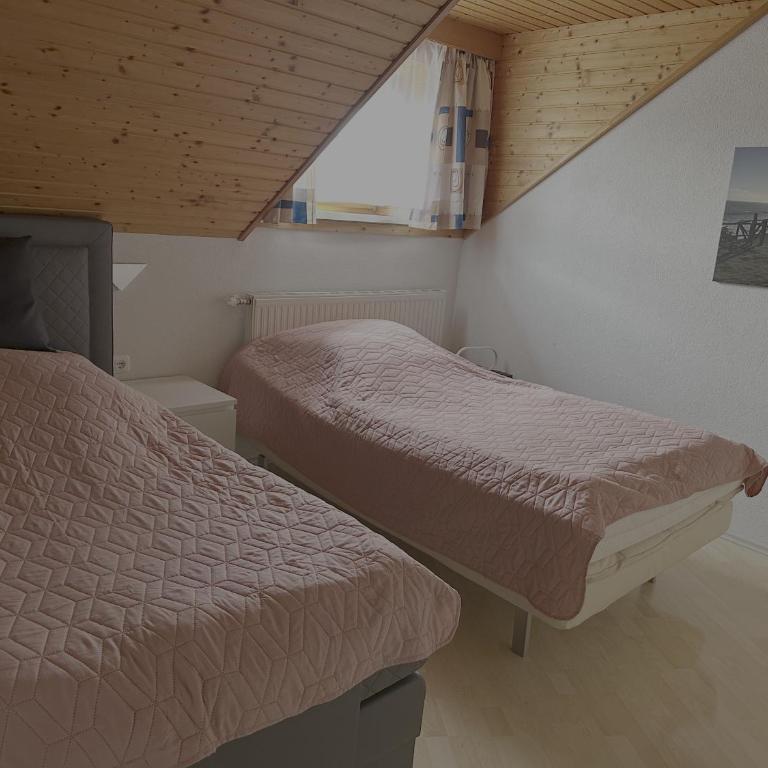 Villa Racing - Privatzimmer in Spielberg - Chambre Triple avec Balcon - 7