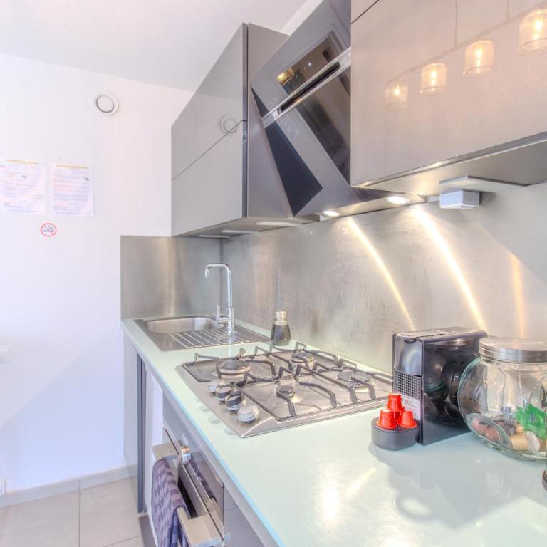 DELMAS 3 Appartement 3 Chambres Spacieux avec Grande Terrasse - Apartamento de 3 dormitorios - 6