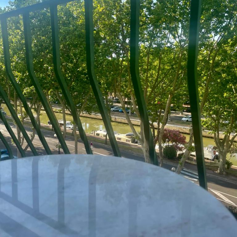 Apparemment luxueux niché dans les arbres - Appartement 1 Chambre Deluxe - Vue sur Ville - 11