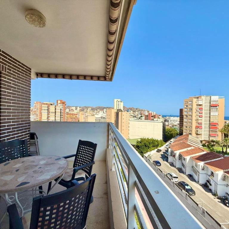 Maria Cristina Poniente - Apartamento - 1