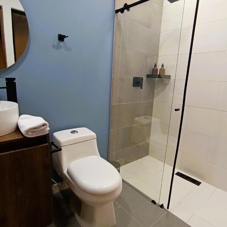 Bluelux Med - B&B - Large Double Room - 7