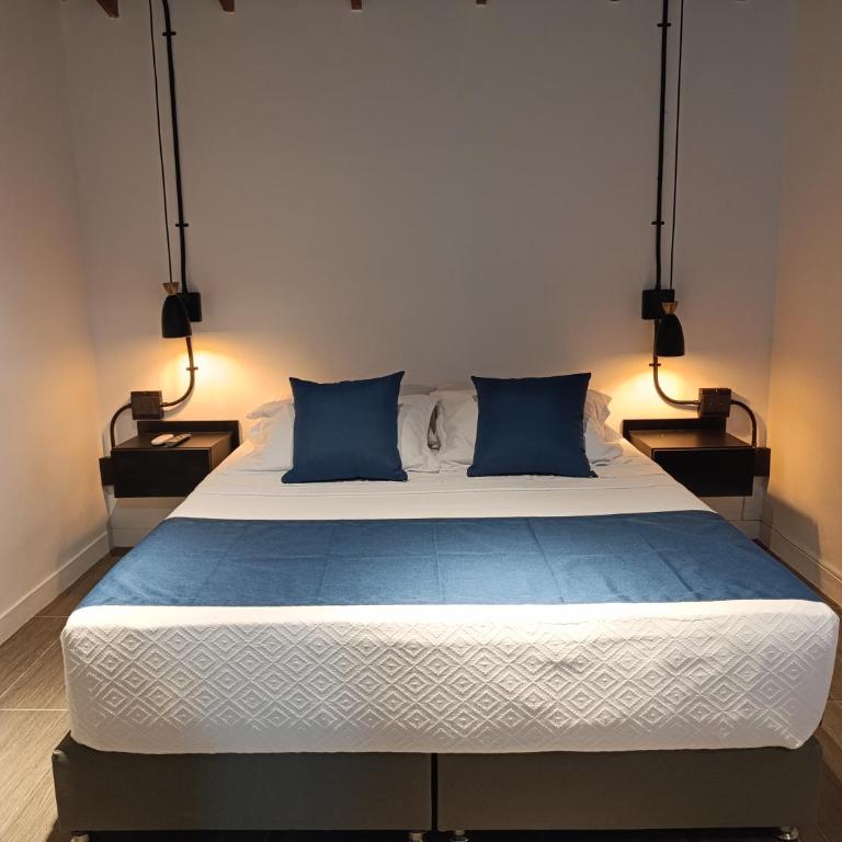 Bluelux Med - B&B - Standard Double Room - 3