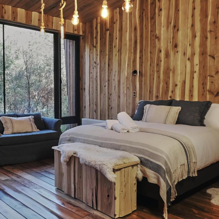 Lodge El Remanso, Patagonia Chile - King Room with Garden View - 1