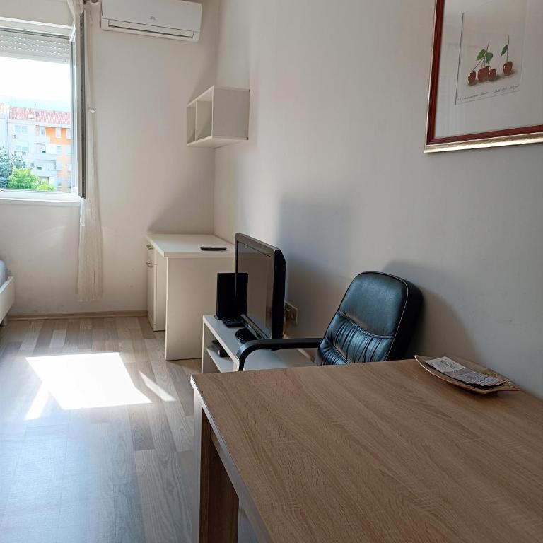 Apartman City Stay - Two-Bedroom Apartment - 5
