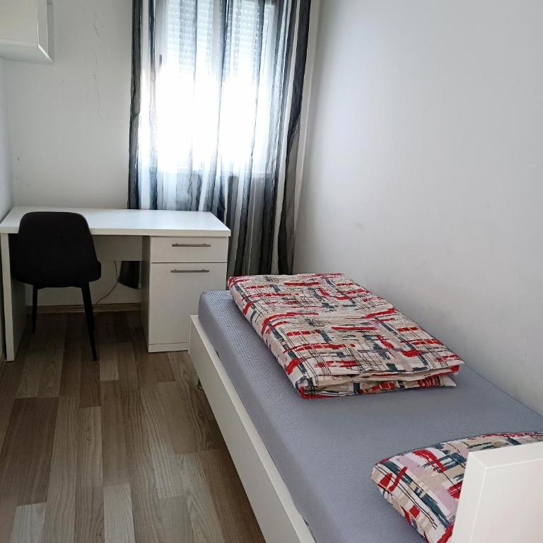 Apartman City Stay - Two-Bedroom Apartment - 6
