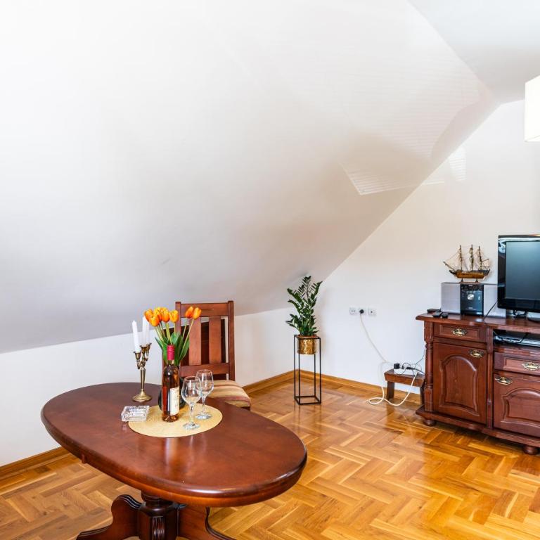 Apartments Durmitorska Vila - Deluks Apartman sa 2 Spavaće Sobe - 5