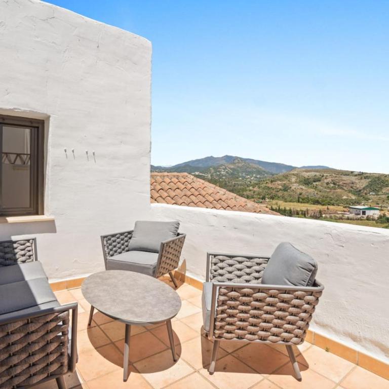 Sea View Apartment with Private Jacuzzi - Sunset Golf, Estepona - Apartamento de 2 dormitorios con vistas - 19