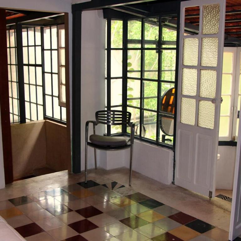 Oasis with natural pool in the heart of Mérida - Three-Bedroom Villa - 40