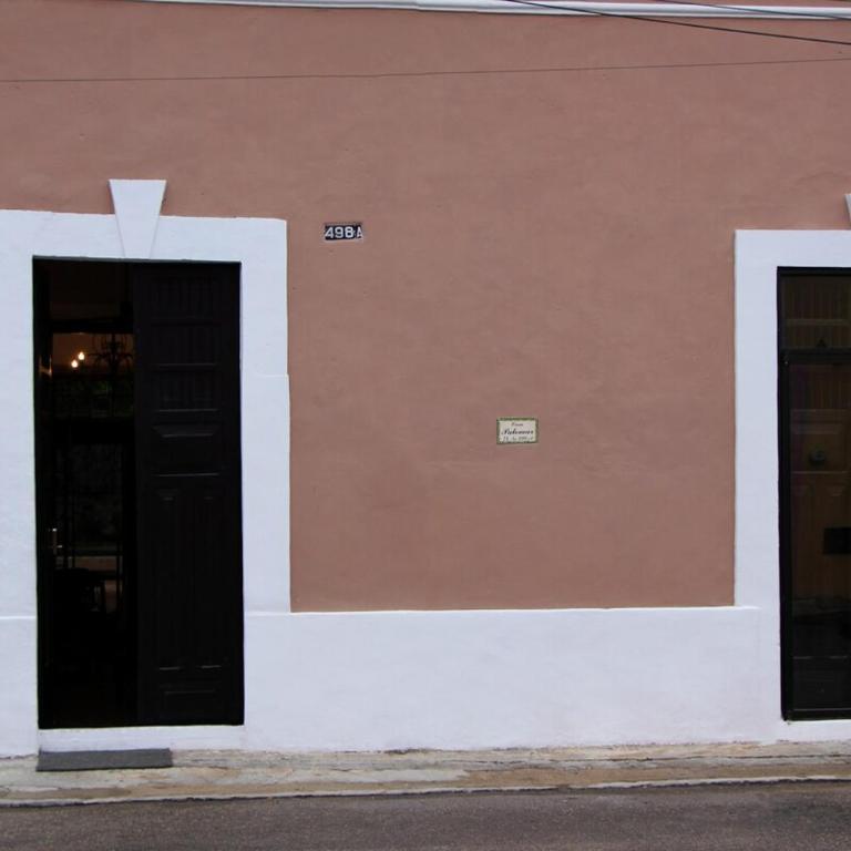 Oasis with natural pool in the heart of Mérida - Three-Bedroom Villa - 12