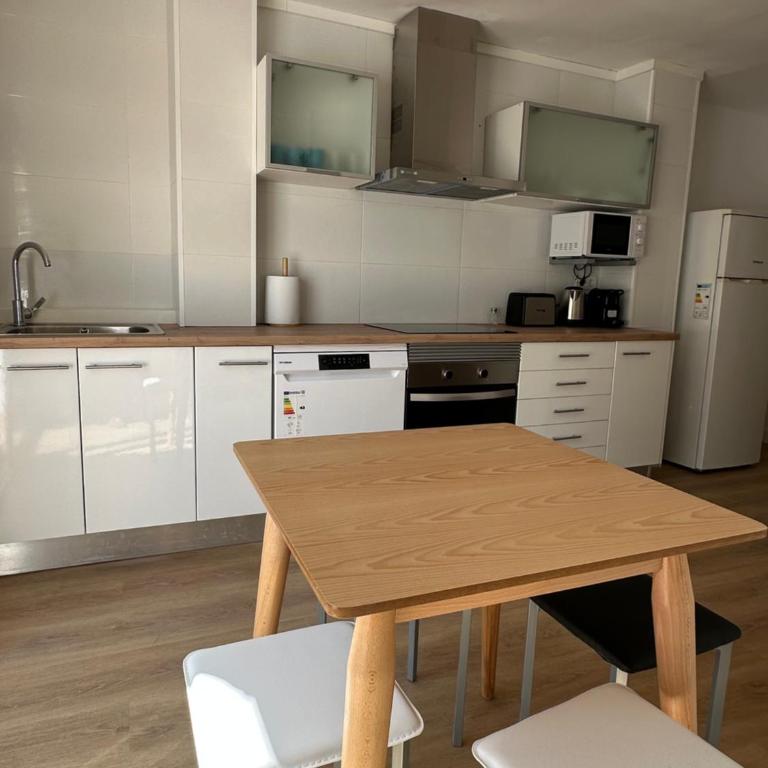 Sants centro, terraza y calma urbana - Two-Bedroom Apartment - 14