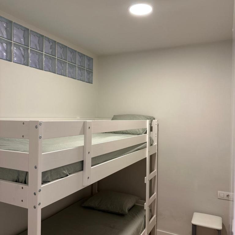 Sants centro, terraza y calma urbana - Two-Bedroom Apartment - 21