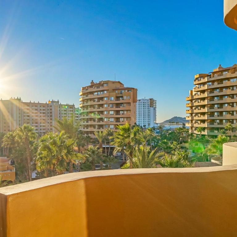 Bella Sirena 2BR 2BA 3rd Floor Ocean View B301 - Apartamento - 18