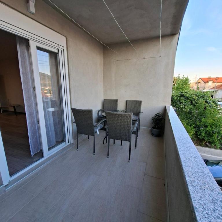 Gina - Two-Bedroom Apartment - 2