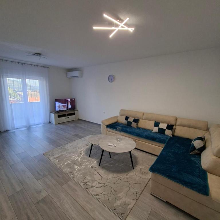 Gina - Two-Bedroom Apartment - 5