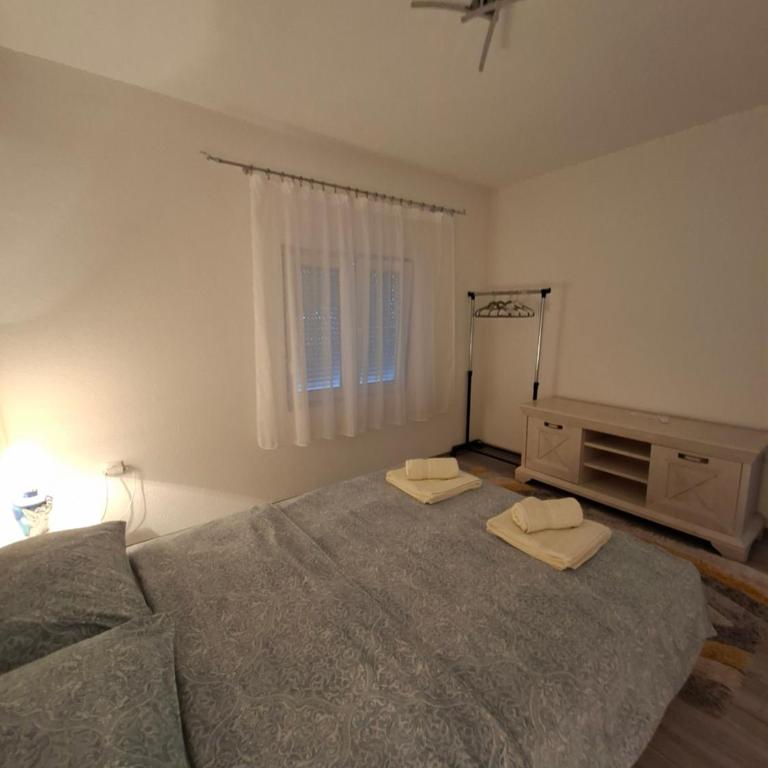 Gina - Two-Bedroom Apartment - 8