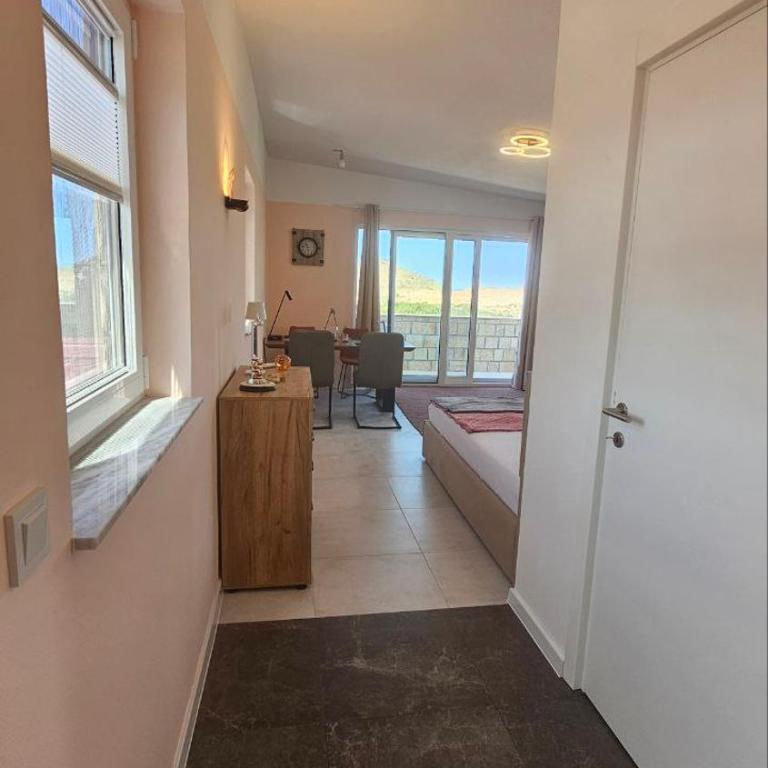 Panorama Suite - Standard Studio - 11